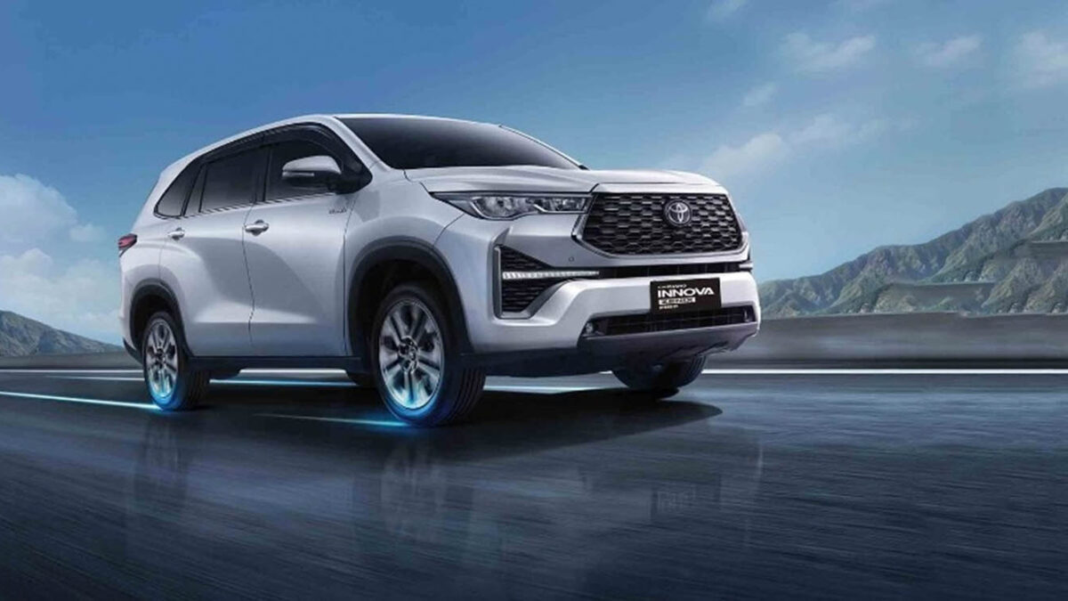 Toyota Innova Zenix Hybrid, Mobil MPV dengan Nuansa Khas Crossover